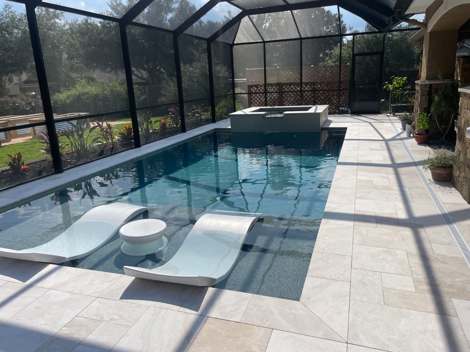 Refined outdoor pool environment